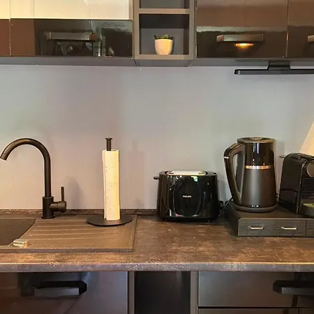 Aparthotel Roomies Living